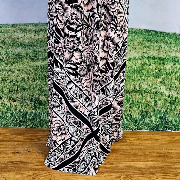 LONDON STYLE | SLEEVELESS FLOOR LENGTH FLORAL MAXI DRESS - Picture 13 of 15